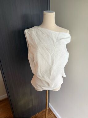 H&M White One-Shoulder Camisole
